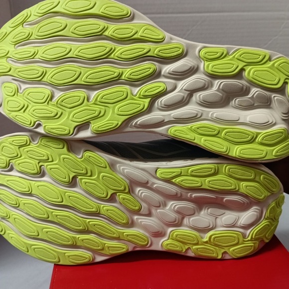 New Balance Fresh Foam 680 v8 Women's Size 9.5 Blue White Running Shoes Sneakers - Picture 7 of 8